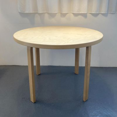 【美品・使用期間約2ヶ月】Artek（アルテック）90A テーブル バーチ 楽天市場】Artek（アルテック） / TABLE 90A / φ100cm / バーチ