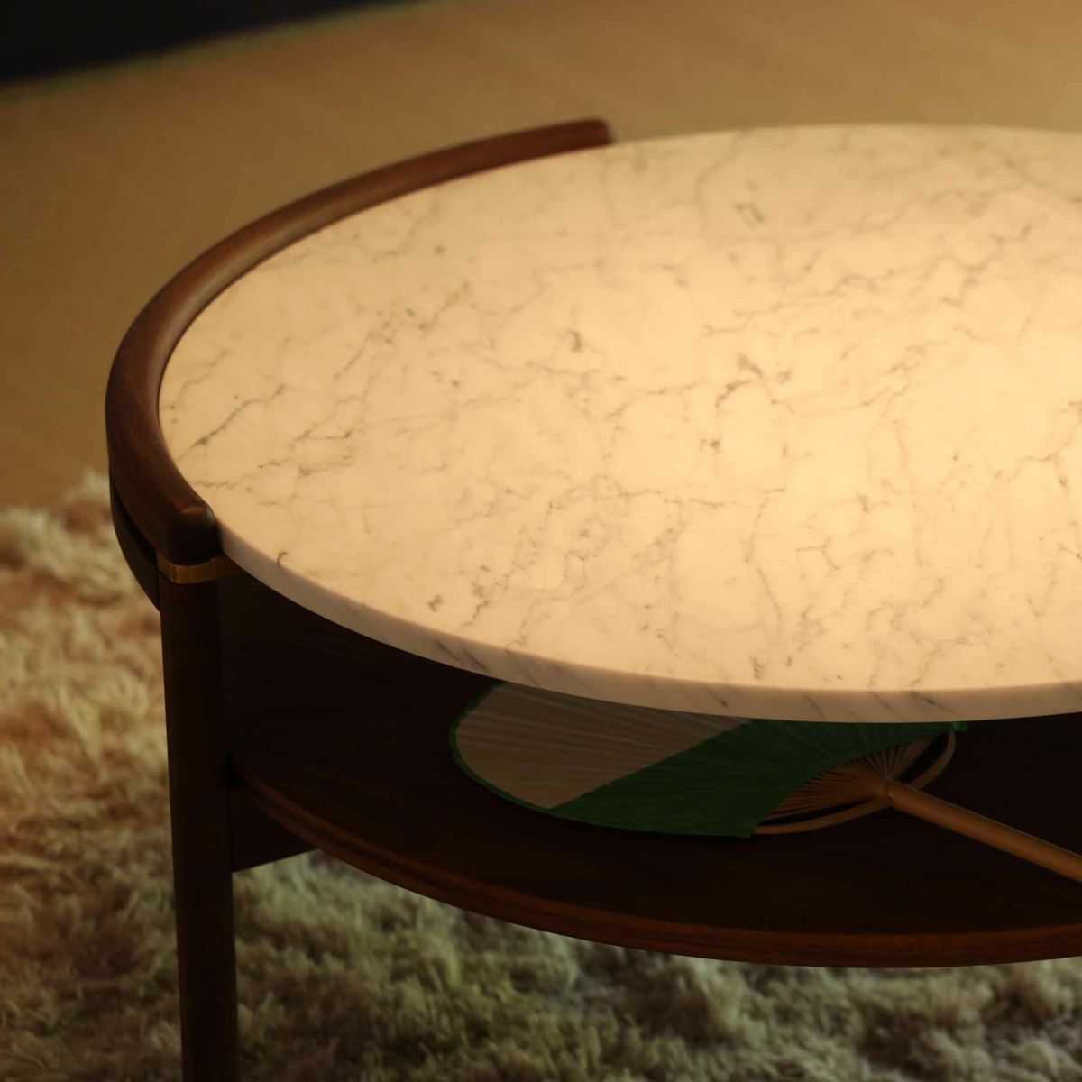 CARL HANSEN & SON（カール・ハンセン＆サン） / RF1905 SIDEWAYS COFFEE TABLE / ウォルナット材・オイル仕上げ・大理石天板 / サイドテーブル