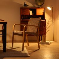 Artek（アルテック） / ARMCHAIR 45（アームチェア45） / バーチ材・ハニーステイン / リネンウェービングテープ / ナチュラル・ブラック / アームレスト・ラタン巻