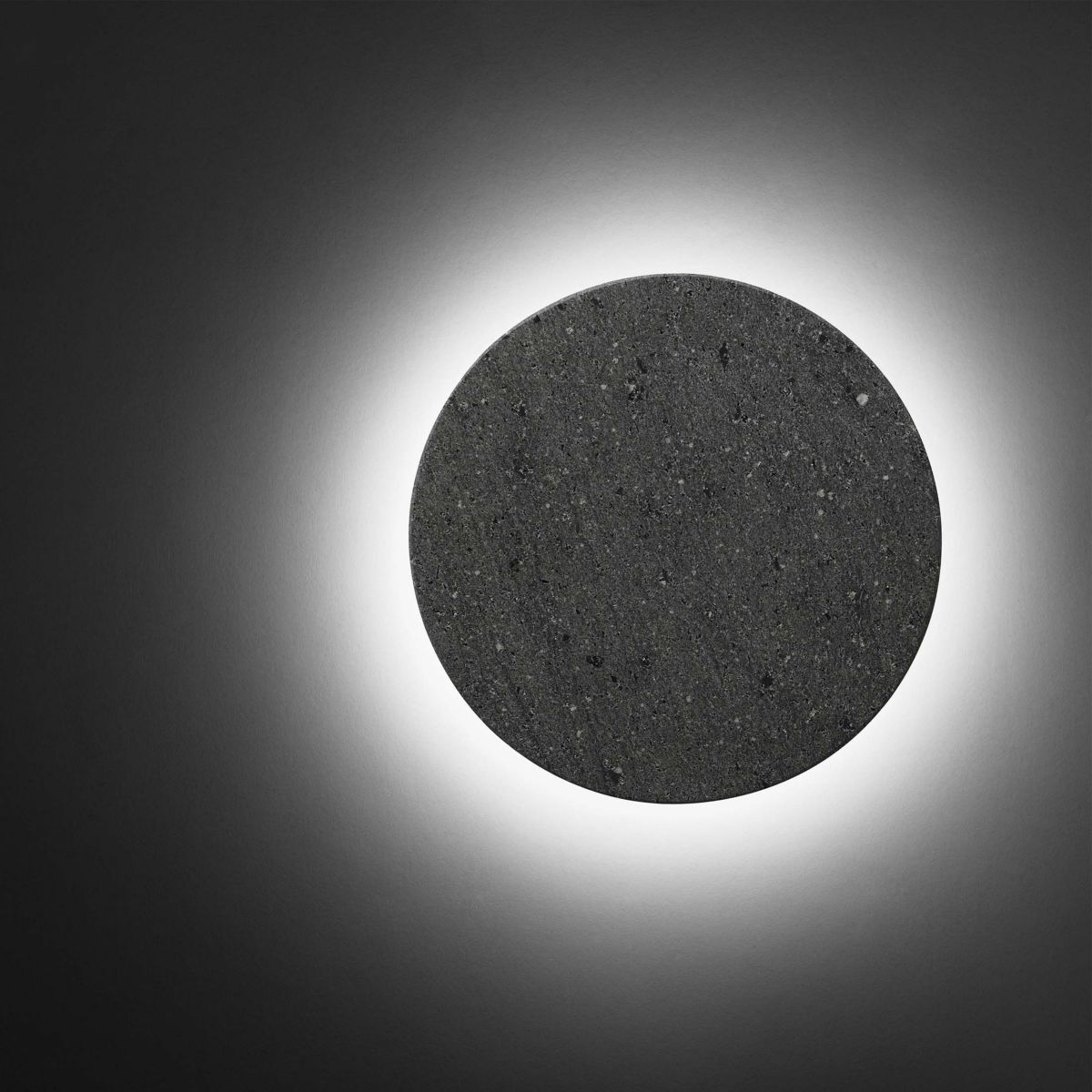 FLOS（フロス） / CAMOUFLAGE / カモフラージュ（アウトドア） 240 / 3000K / ウォールランプ