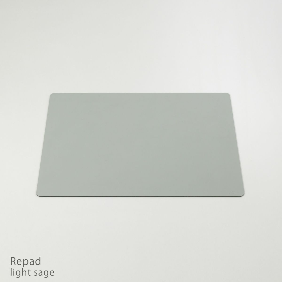 Vitra（ヴィトラ） / Repad（リパッド） / 全4色 / カラーコーティング仕上げ / デスクパッド