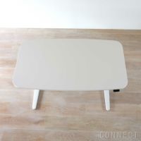 Vitra（ヴィトラ） / Tyde 2 Home Desk board shape（タイド2ホームデスク バレル） / メラミン天板 / ソフトライト脚・パウダーコート仕上げ / 130×75cm / 電動昇降デスク