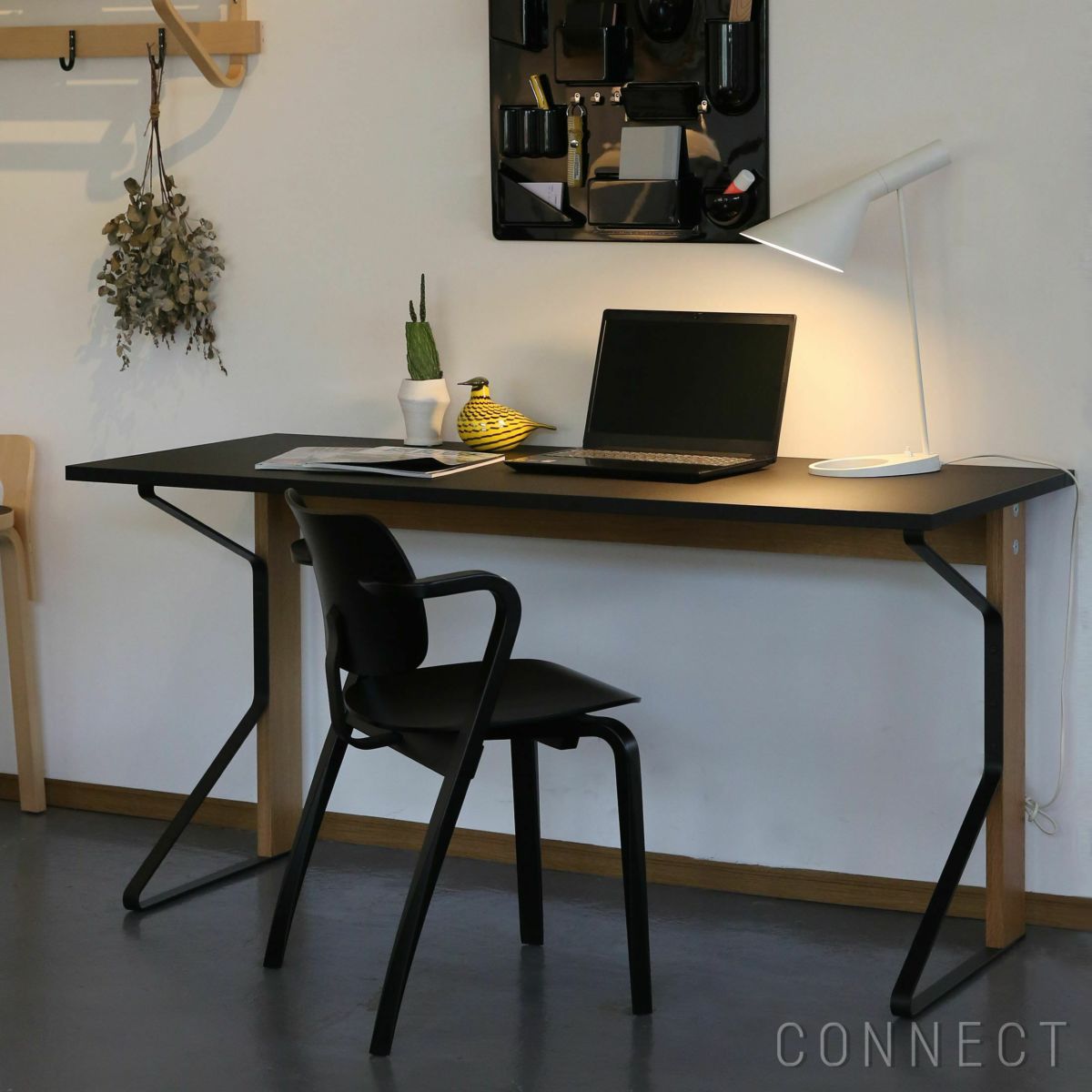 【アウトレット】Artek（アルテック） / REB005 / カアリ デスク / ナチュラル オーク / ブラックリノリウム / 150×65cm《新生活応援 pt2倍》