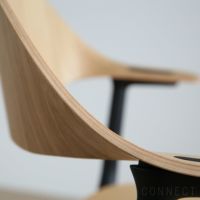 Vitra（ヴィトラ） / Mynt（ミント） / プライウッド / ディープブラック4スターベース・パウダーコート仕上げ / デスクチェア