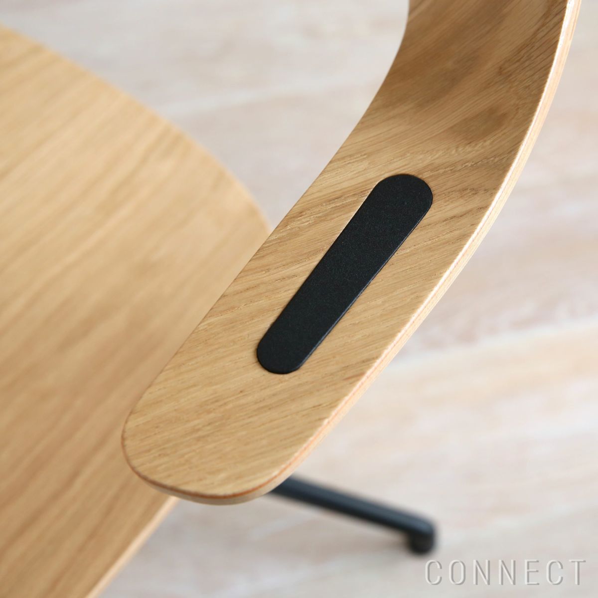 Vitra（ヴィトラ） / Mynt（ミント） / プライウッド / ディープブラック4スターベース・パウダーコート仕上げ / デスクチェア