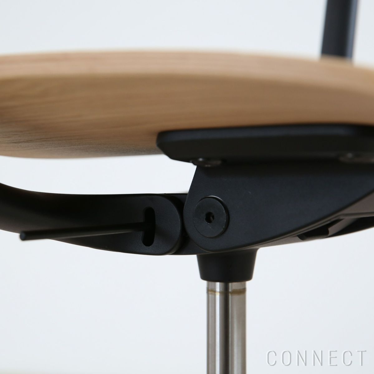 Vitra（ヴィトラ） / Mynt（ミント） / プライウッド / ディープブラック4スターベース・パウダーコート仕上げ / デスクチェア