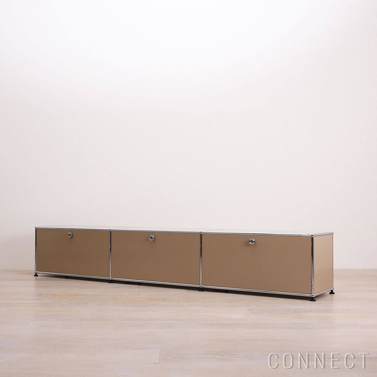 USMハラー（ユーエスエムハラー） / TV Board（テレビボード） / W2273×D373×H390mm / ドロップダウンドア×3（デイバイダーシェルフ×3） / USMベージュ