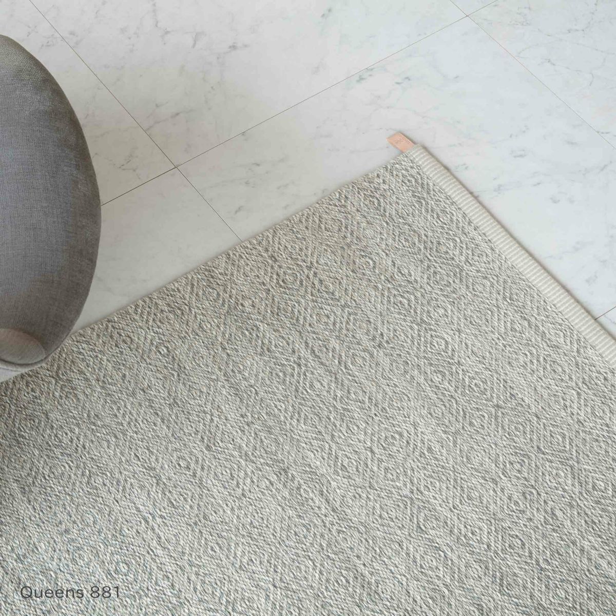 KASTHALL（カスタール） / GOOSE EYE SELECTION（グース アイ セレクション） / 195×300cm / ラグ