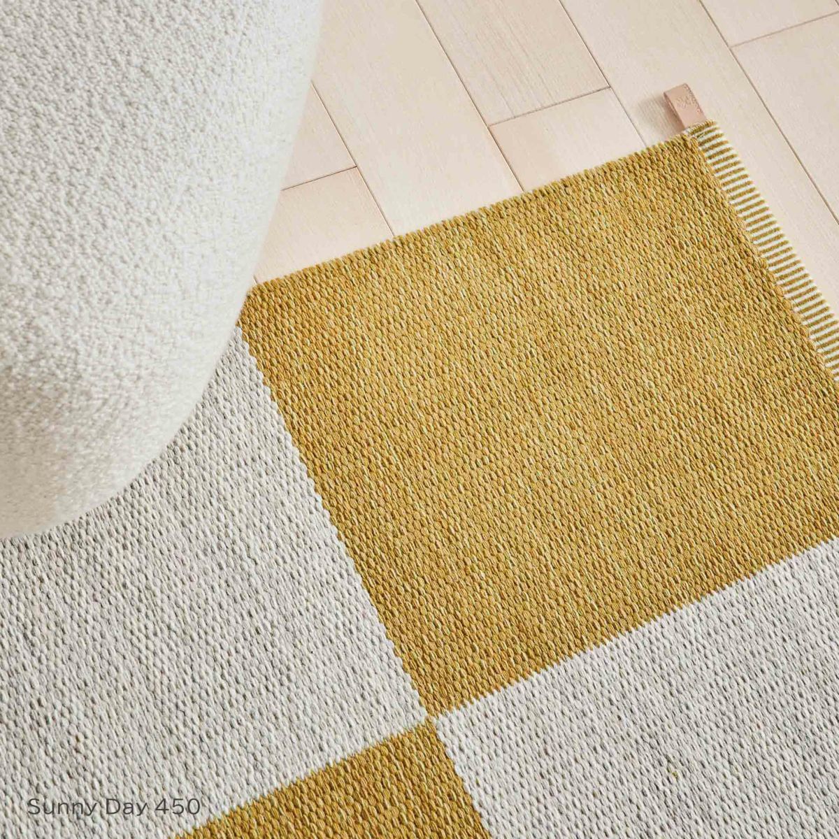 KASTHALL（カスタール） / CHECKERBOARD SELECTION（チェッカーボード セレクション） / 165×240cm / ラグ