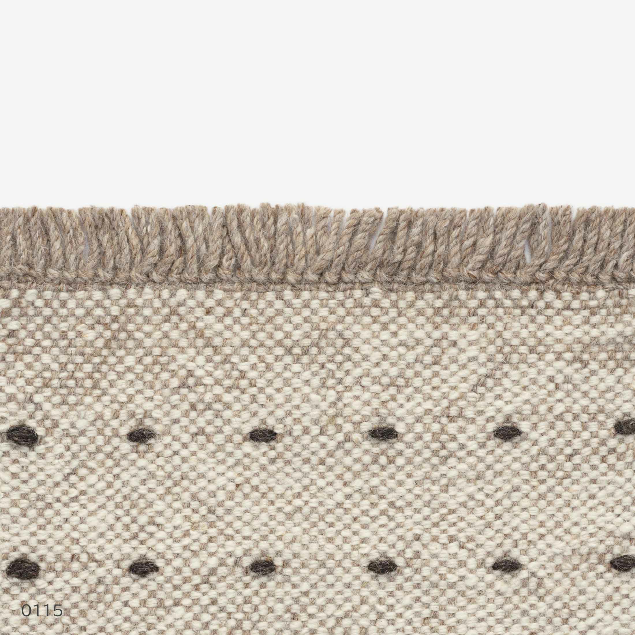 Kvadrat（クヴァドラ） / Yield Dot Naturally Coloured Fringes（イールド ドット ナチュラリー カラード フリンジ） / 20150（180cm×240cm） / ラグ