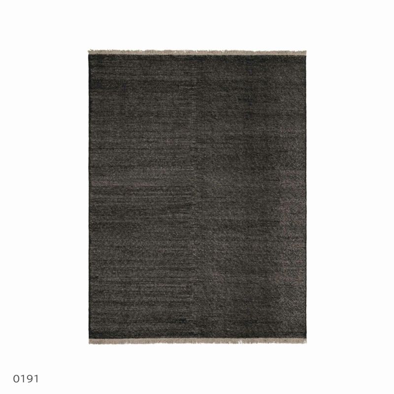 Kvadrat（クヴァドラ） / Yield Naturally Coloured Fringes（イールド ナチュラリー カラード フリンジ） / 20148（180cm×240cm） / ラグ