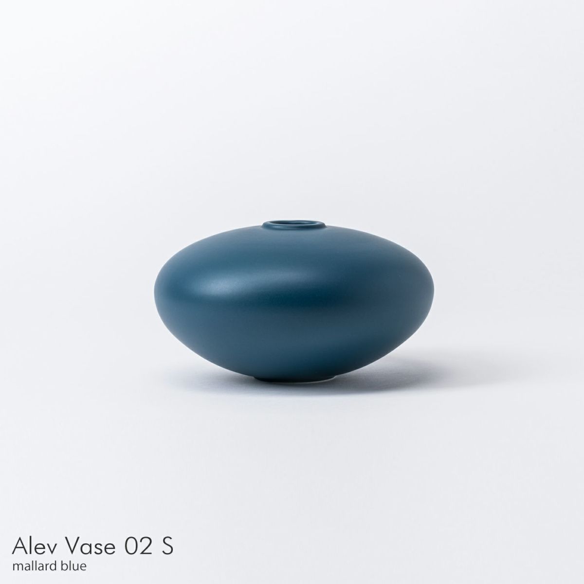 raawii（ラーウィー） / Alev（アレフ） / Vase 02（ベース） / Sサイズ / 全2色 / フラワーベース