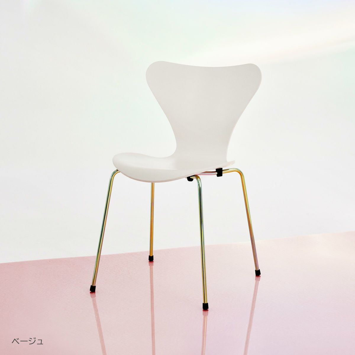 【70周年記念モデル】FRITZ HANSEN（フリッツ・ハンセン） / SERIES 7（セブンチェア） / 7:14AM / ラッカー / レインボー（スチール脚・亜鉛クローム仕上げ） 《2025年限定脚カラー》