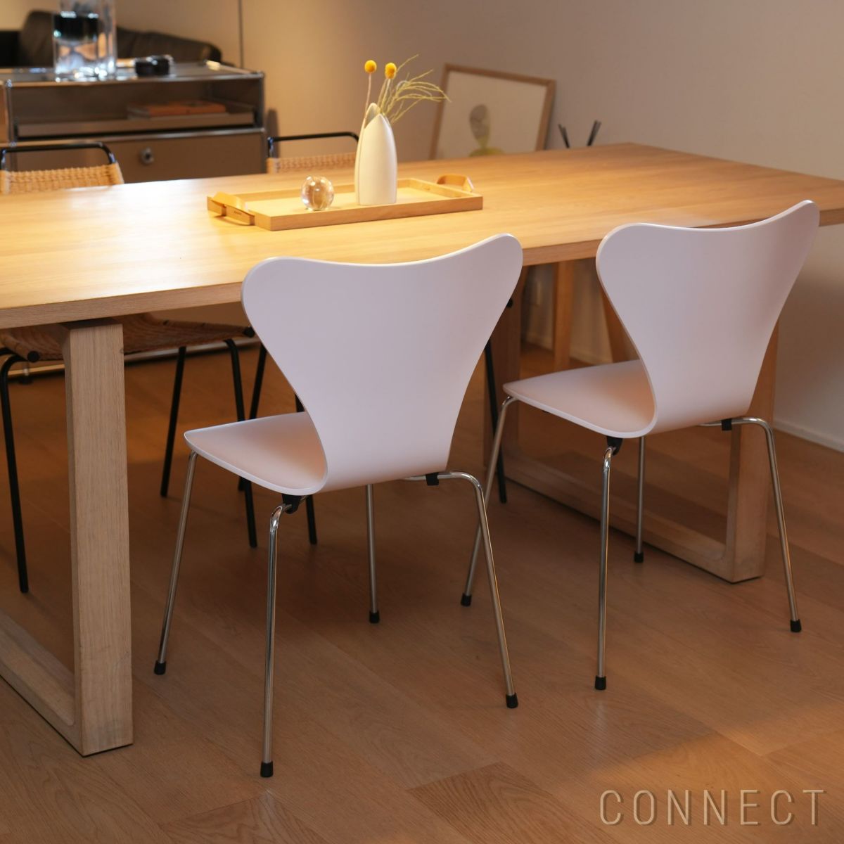 【70周年記念モデル】FRITZ HANSEN（フリッツ・ハンセン） / SERIES 7（セブンチェア） / 7:14AM / ラッカー（ピンク） / スチール脚（クローム仕上げ）