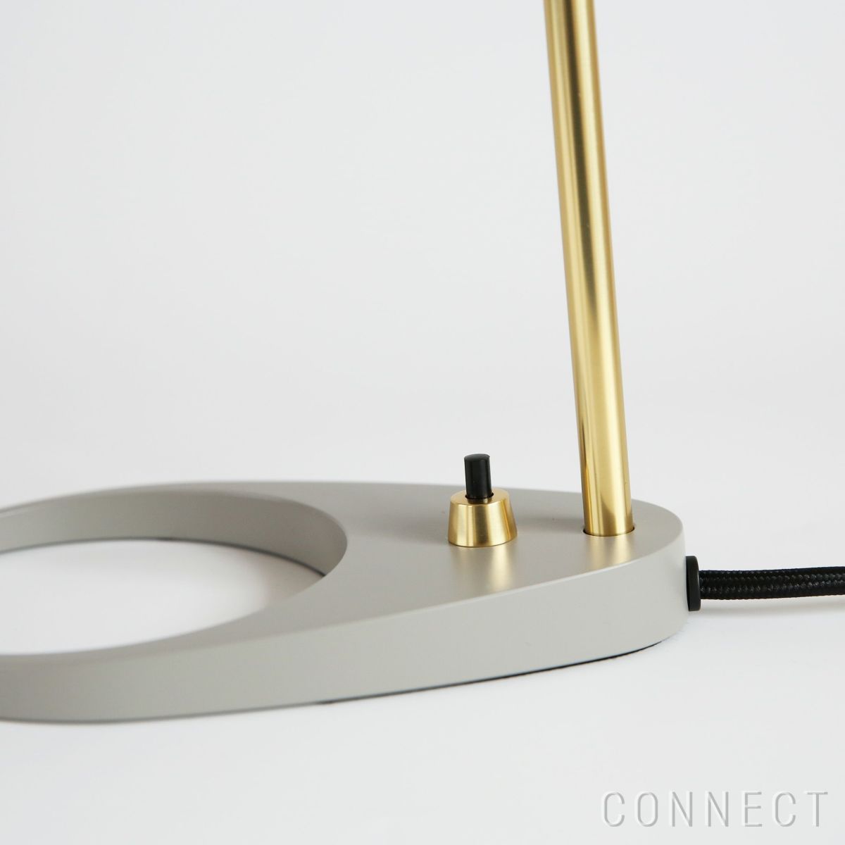 Louis Poulsen（ルイスポールセン） / AJ Mini Table（AJ ミニ テーブル） / 真鍮 / 全2色 / テーブルランプ