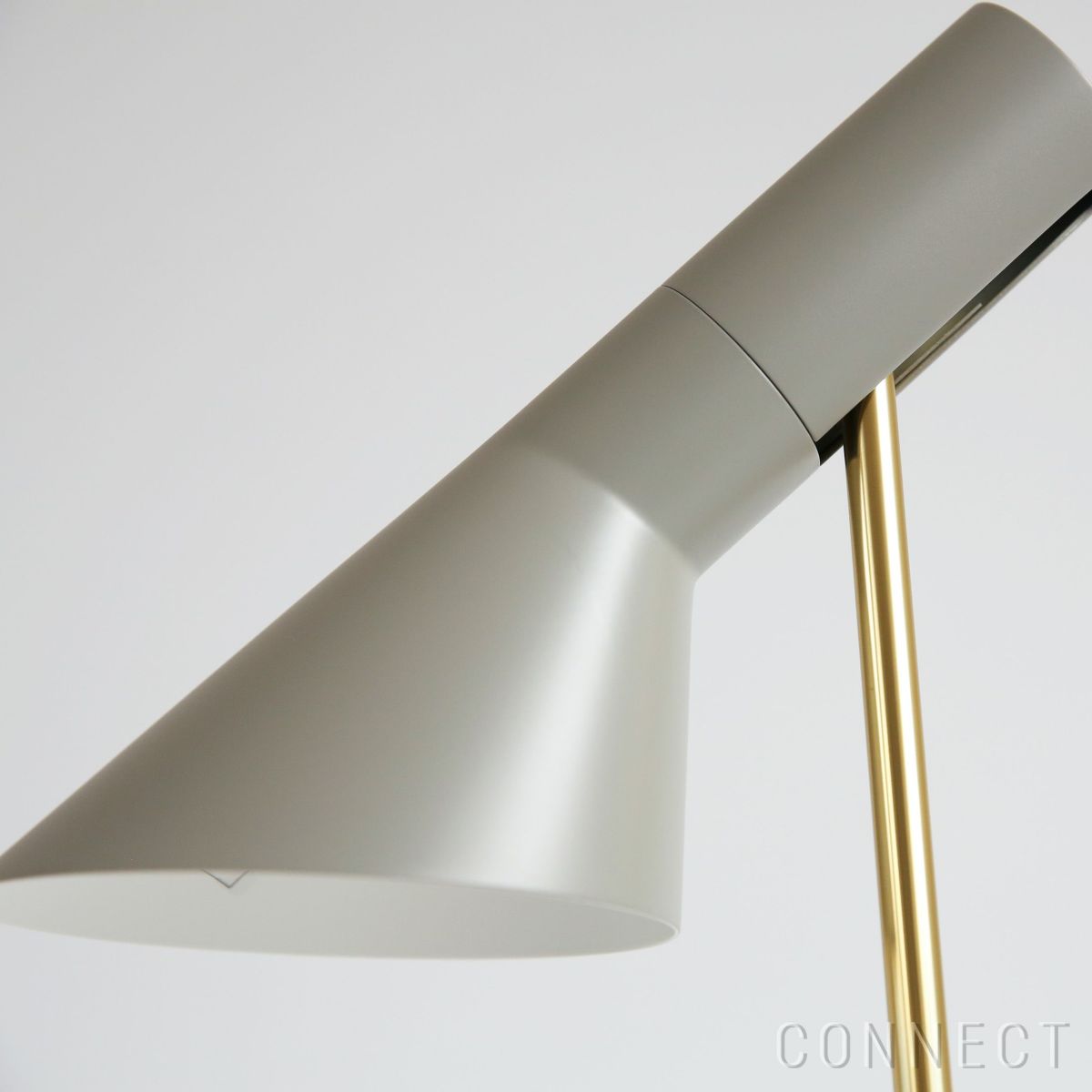 Louis Poulsen（ルイスポールセン） / AJ Mini Table（AJ ミニ テーブル） / 全2色 / テーブルランプ