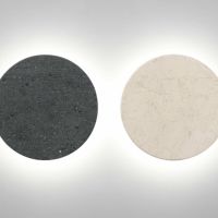 FLOS（フロス） / CAMOUFLAGE / カモフラージュ（アウトドア） 240 / クリームストーン / 3000K / ウォールランプ