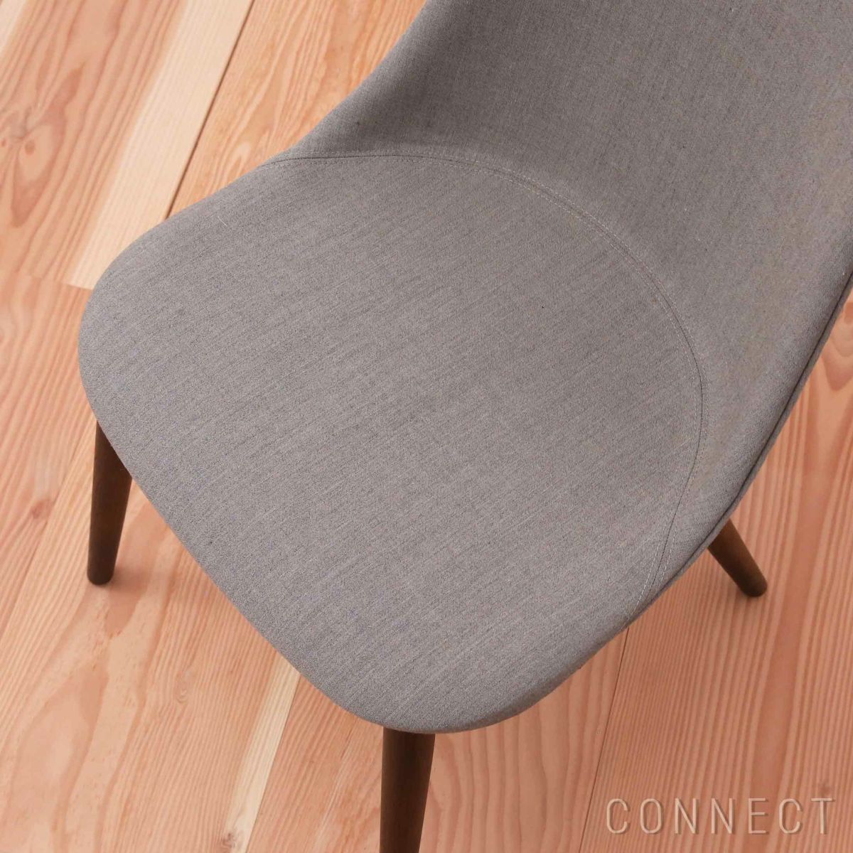 Audo Copenhagen（オドー・コペンハーゲン） / HARBOUR DINING CHAIR（ハーバー ダイニングチェア） / 布張りシェル / ウッドベース / Remix（リミックス） 0233 グレー