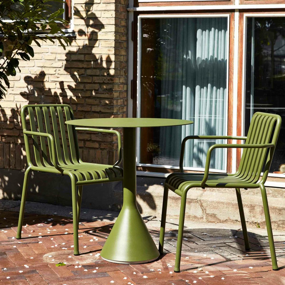 HAY（ヘイ） / PALISSADE（パリサード） / ARM CHAIR（アームチェア） / 全4色 / アウトドア