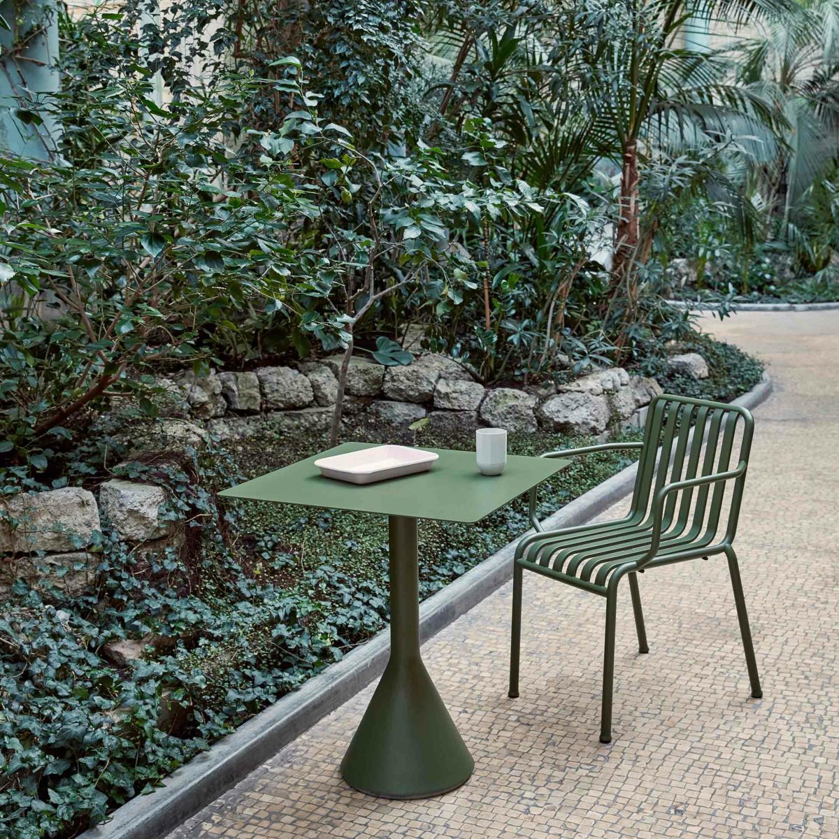 HAY（ヘイ） / PALISSADE（パリサード） / ARM CHAIR（アームチェア） / 全4色 / アウトドア