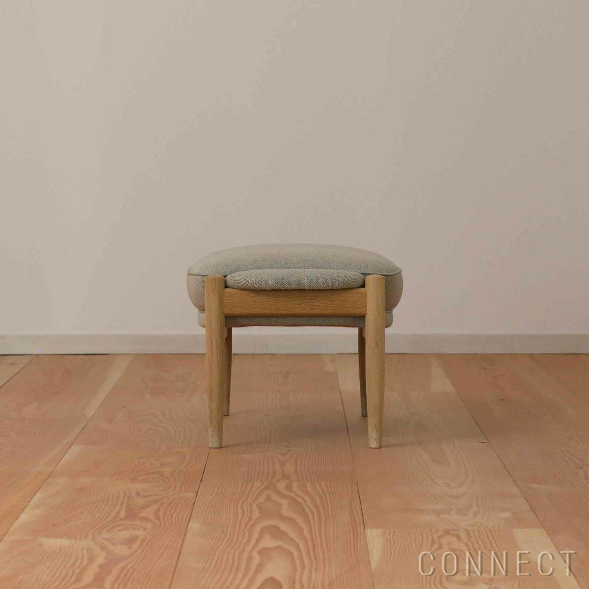 Audo Copenhagen（オドー・コペンハーゲン） / THE SEAL OTTOMAN（ザ シール オットマン） / ナチュラルオークベース / Re-wool（リウール） 0218 ベージュ