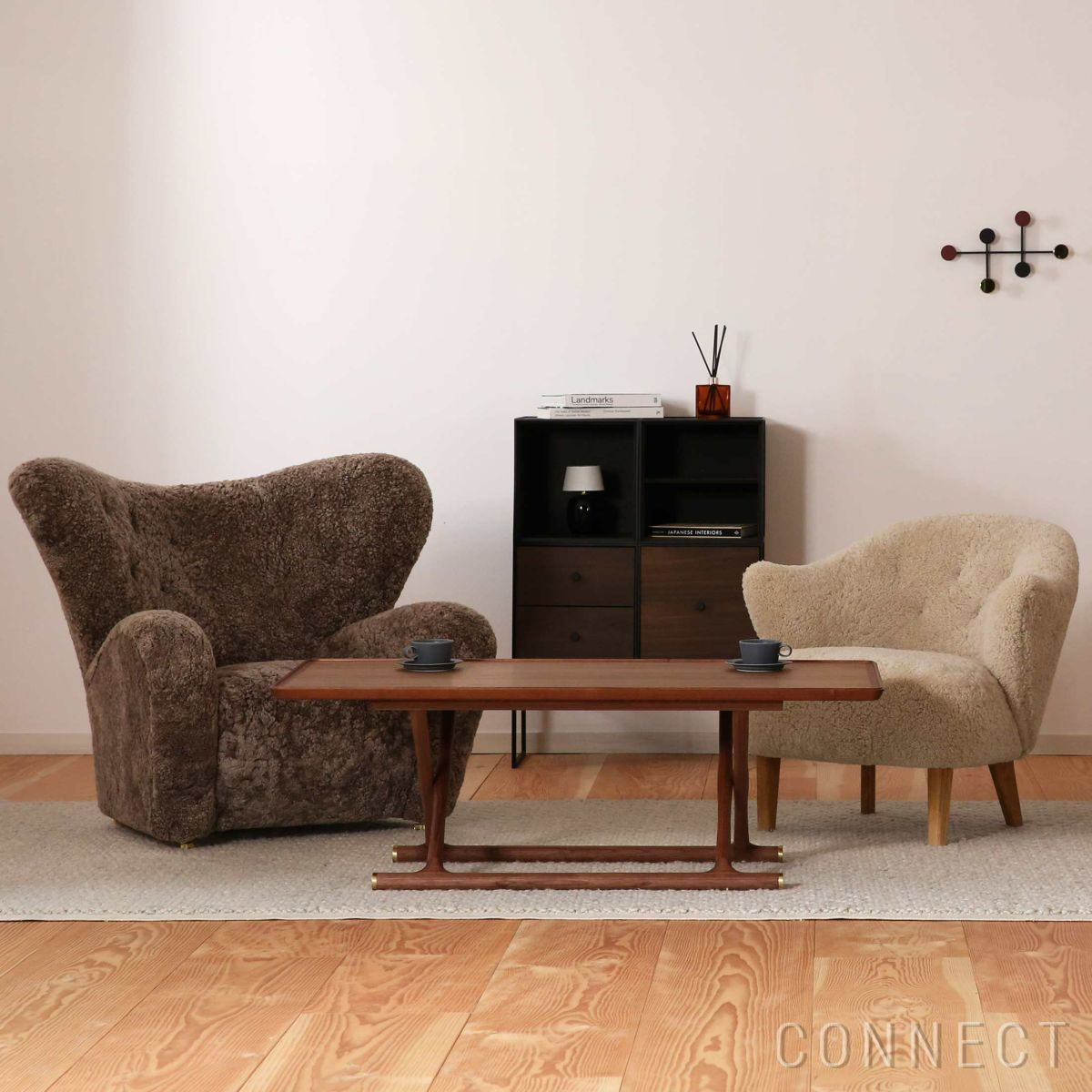 Audo Copenhagen（オドー・コペンハーゲン） / JAGER LOUNGE TABLE（ジャガー ラウンジ テーブル） / ウォルナット