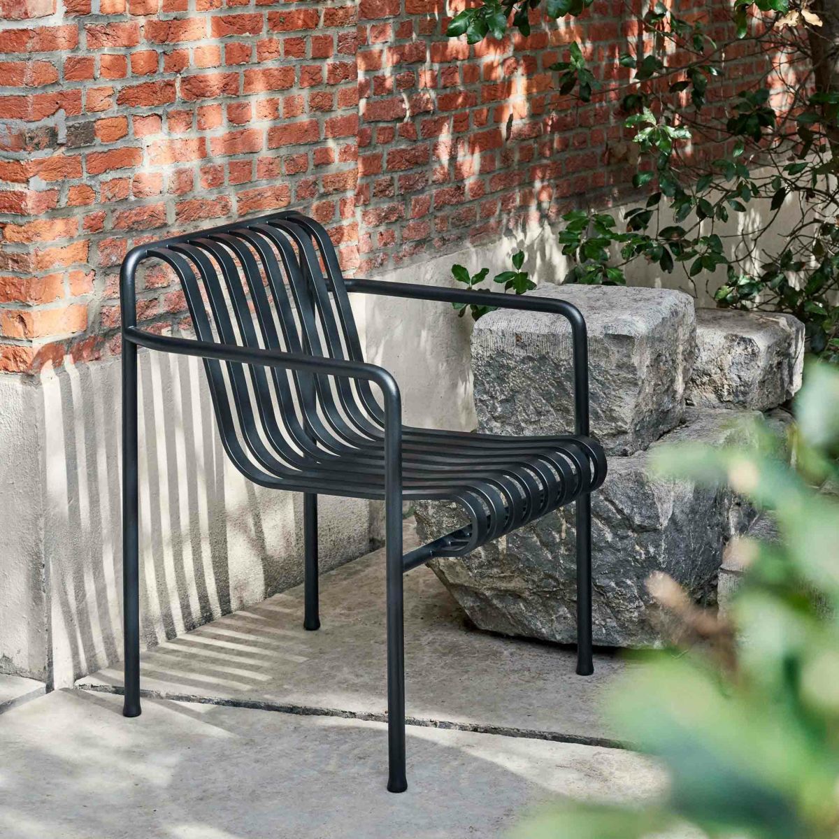 HAY（ヘイ） / PALISSADE（パリサード） / DINING ARM CHAIR（ダイニング アームチェア） / 全3色 / アウトドア