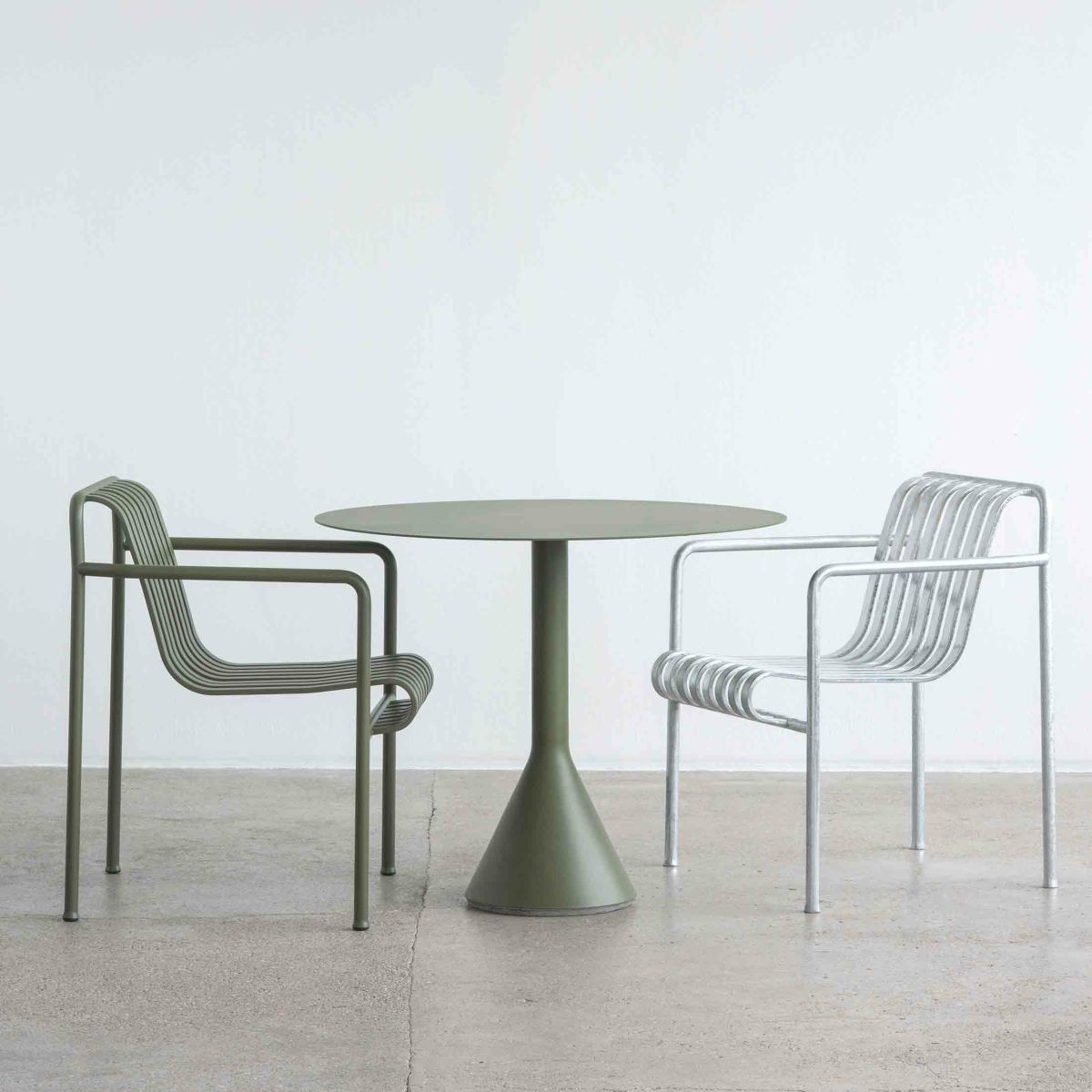 HAY（ヘイ） / PALISSADE（パリサード） / DINING ARM CHAIR（ダイニング アームチェア） / 全3色 / アウトドア