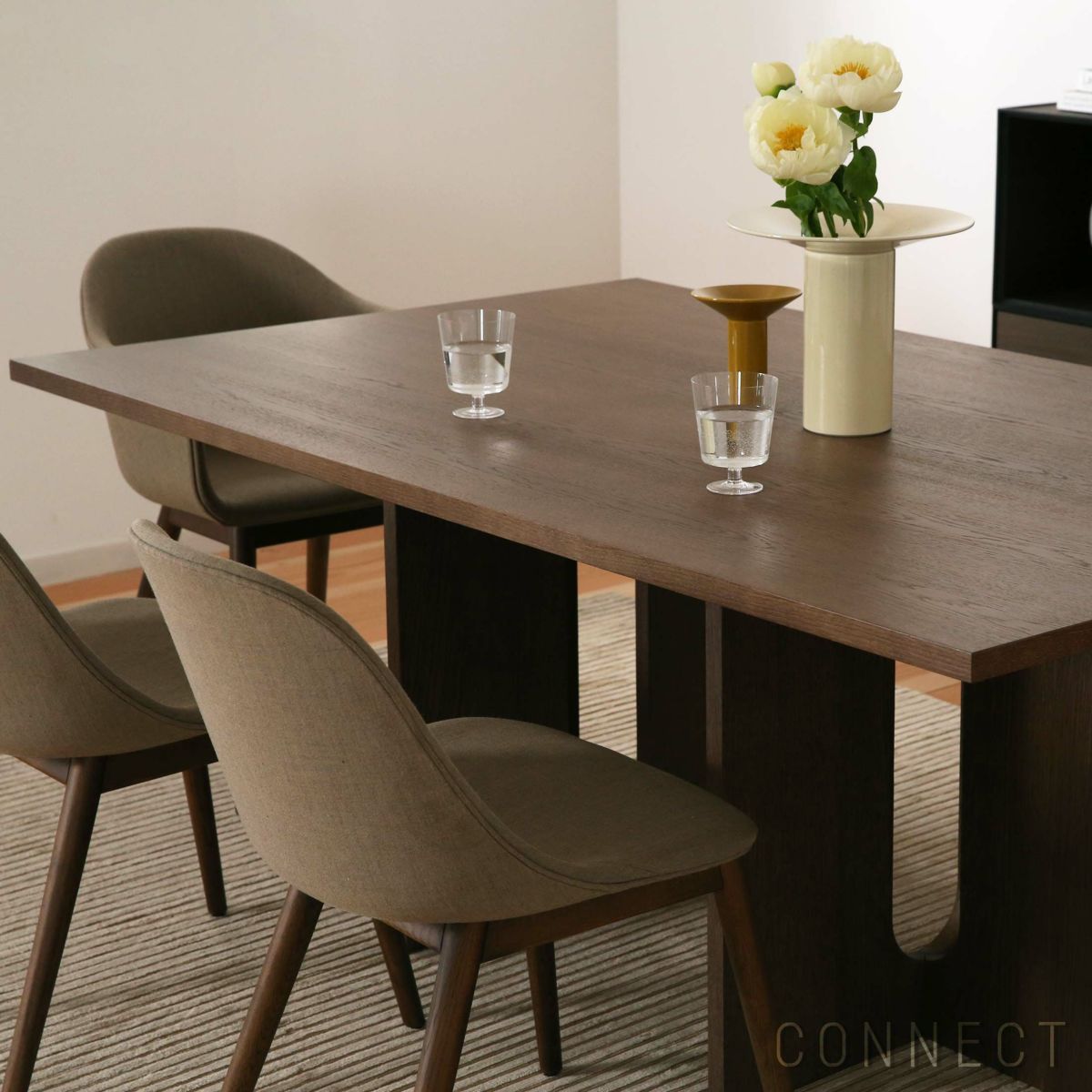 Audo Copenhagen（オドー・コペンハーゲン） / ANDROGYNE DINING TABLE（アンドロジーン ダイニングテーブル） / 長方形 / 180×109cm / ダークステインドオーク《日本限定サイズ》