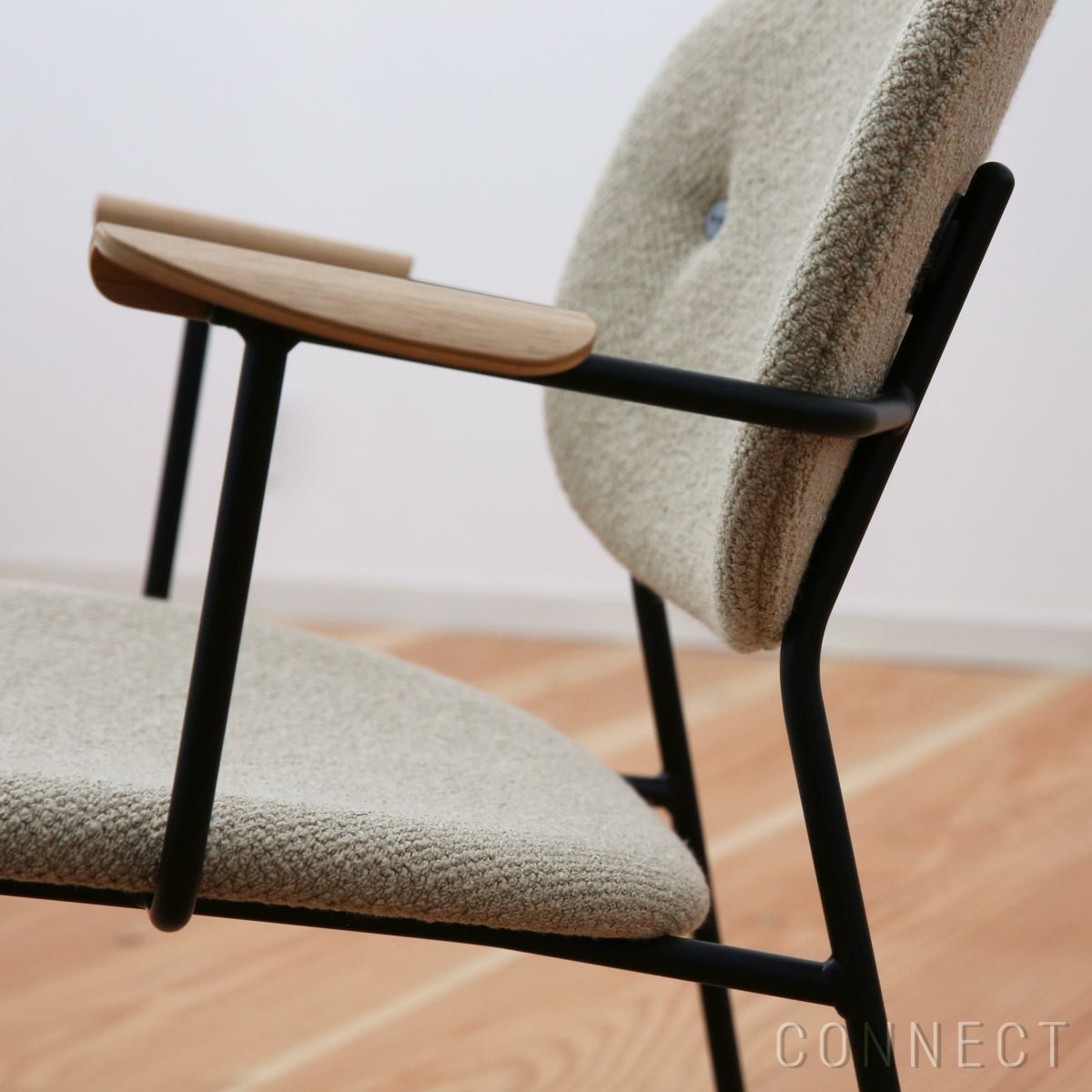 Audo Copenhagen（オドー・コペンハーゲン） / CO LOUNGE CHAIR（コ ラウンジチェア） / 布張りシート&バック / Audo Boucle（オドー ブークレ） 02 / ブラックベース