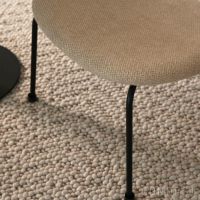 Audo Copenhagen（オドー・コペンハーゲン） / CO LOUNGE CHAIR（コ ラウンジチェア） / 布張りシート&バック / Audo Boucle（オドー ブークレ） 02 / ブラックベース