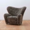 Audo Copenhagen（オドー・コペンハーゲン） / THE TIRED MAN LOUNGE CHAIR（ザ タイヤード マン ラウンジチェア） / Sheepskin Curly Sahara（サハラ）