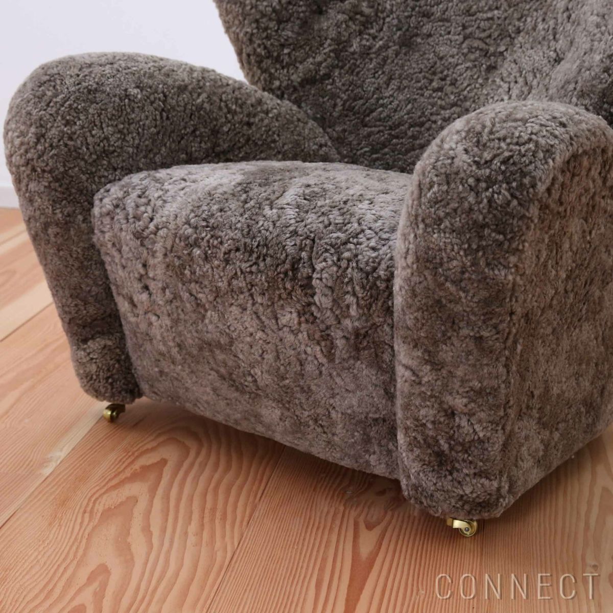 Audo Copenhagen（オドー・コペンハーゲン） / THE TIRED MAN LOUNGE CHAIR（ザ タイヤード マン ラウンジチェア） / Sheepskin Curly Sahara（サハラ）