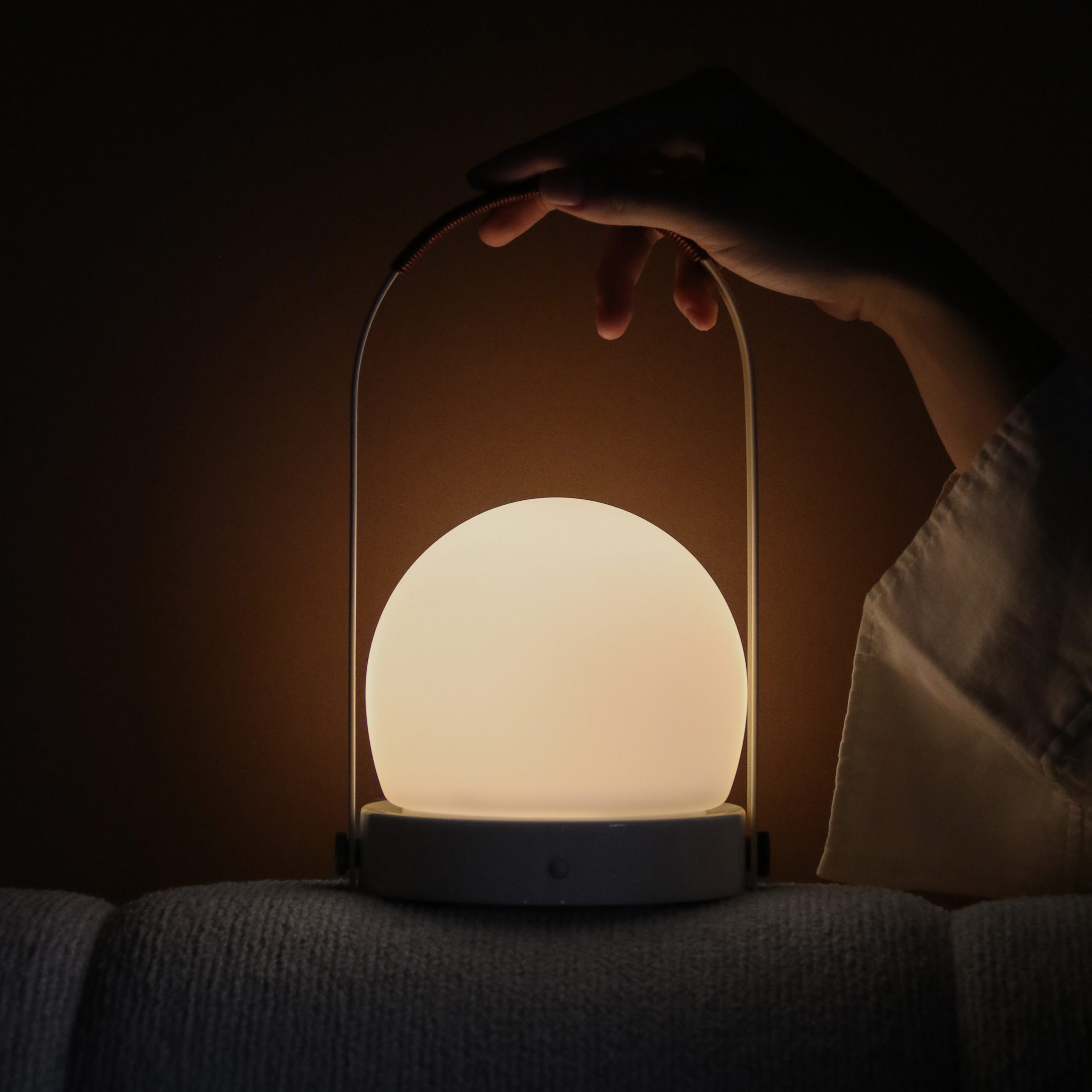 Audo Copenhagen（オドー・コペンハーゲン） / CARRIE TABLE LAMP PORTABLE（CARRIE テーブルランプ ポータブル） / 全4色 / テーブルランプ