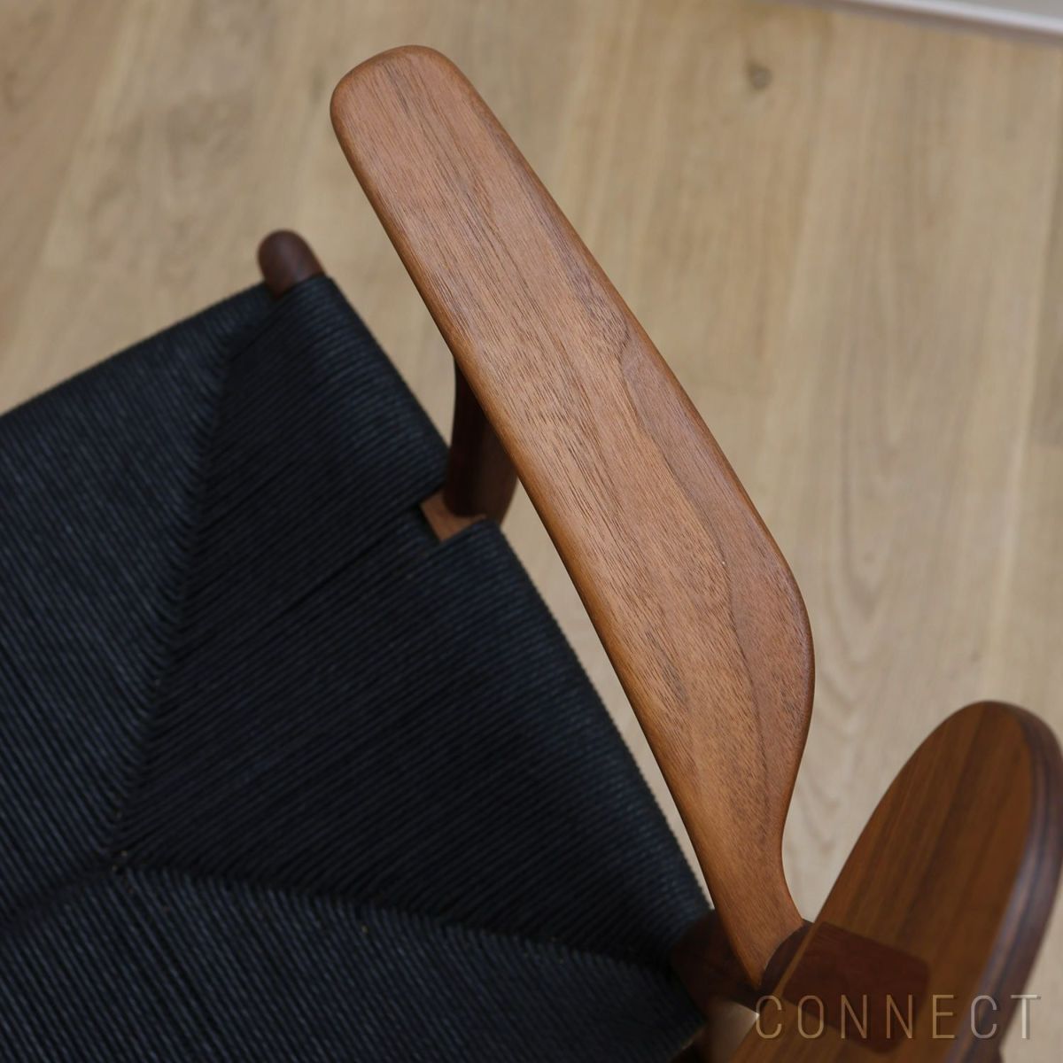 CARL HANSEN & SON（カール・ハンセン＆サン） / CH26 / ウォルナット材・オイル仕上げ・ブラックペーパーコード / ダイニングチェア