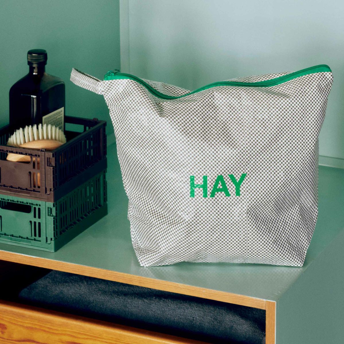 HAY（ヘイ） / CANDY MONO WASH BAG-WASH SET OF 3（キャンディモノウォッシュバッグ） / 全2色 / ポーチ3点セット