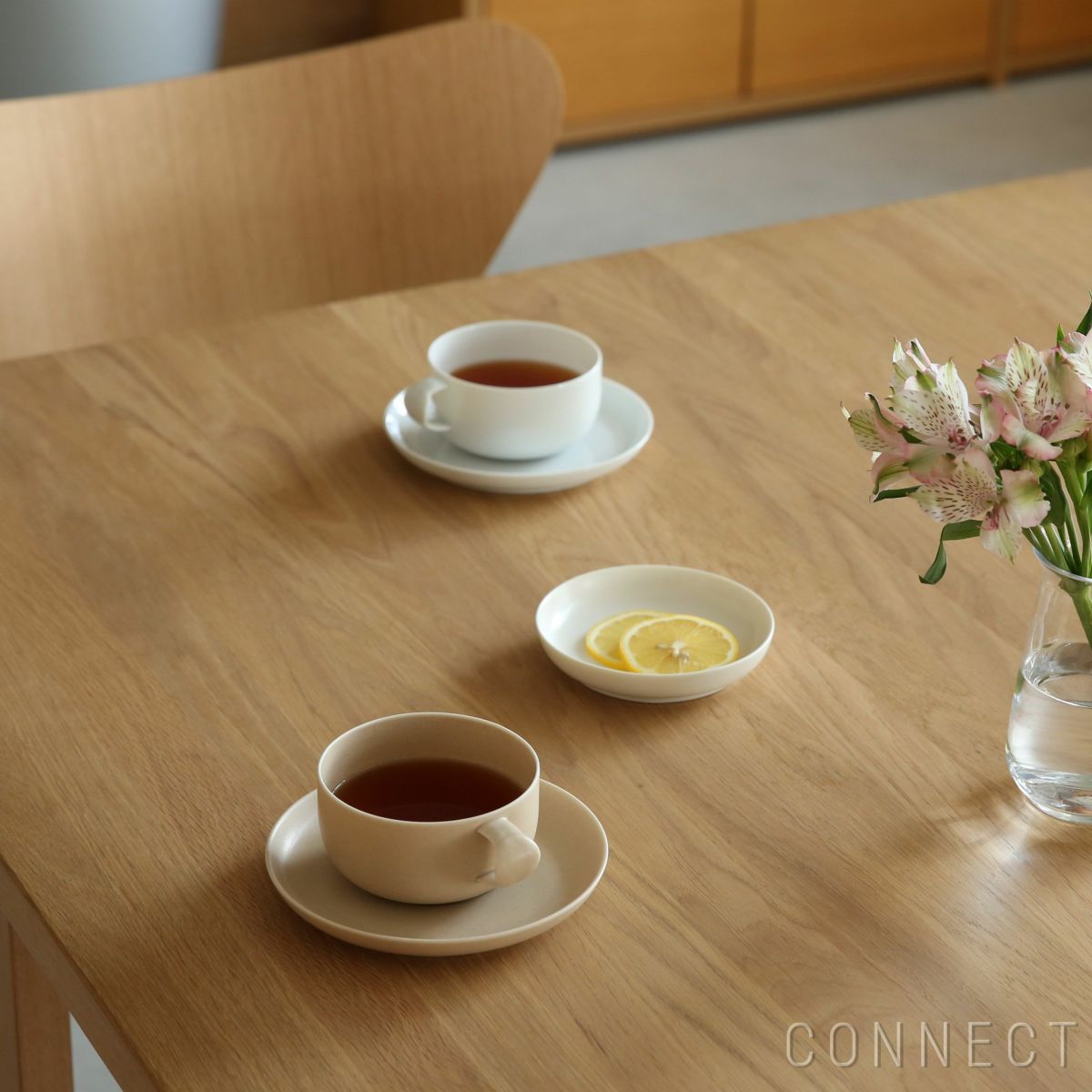 yumiko iihoshi porcelain （イイホシユミコ） / HIDAMARI（ヒダマリ） / saucer150（ソーサー） / 全2色 φ15cm