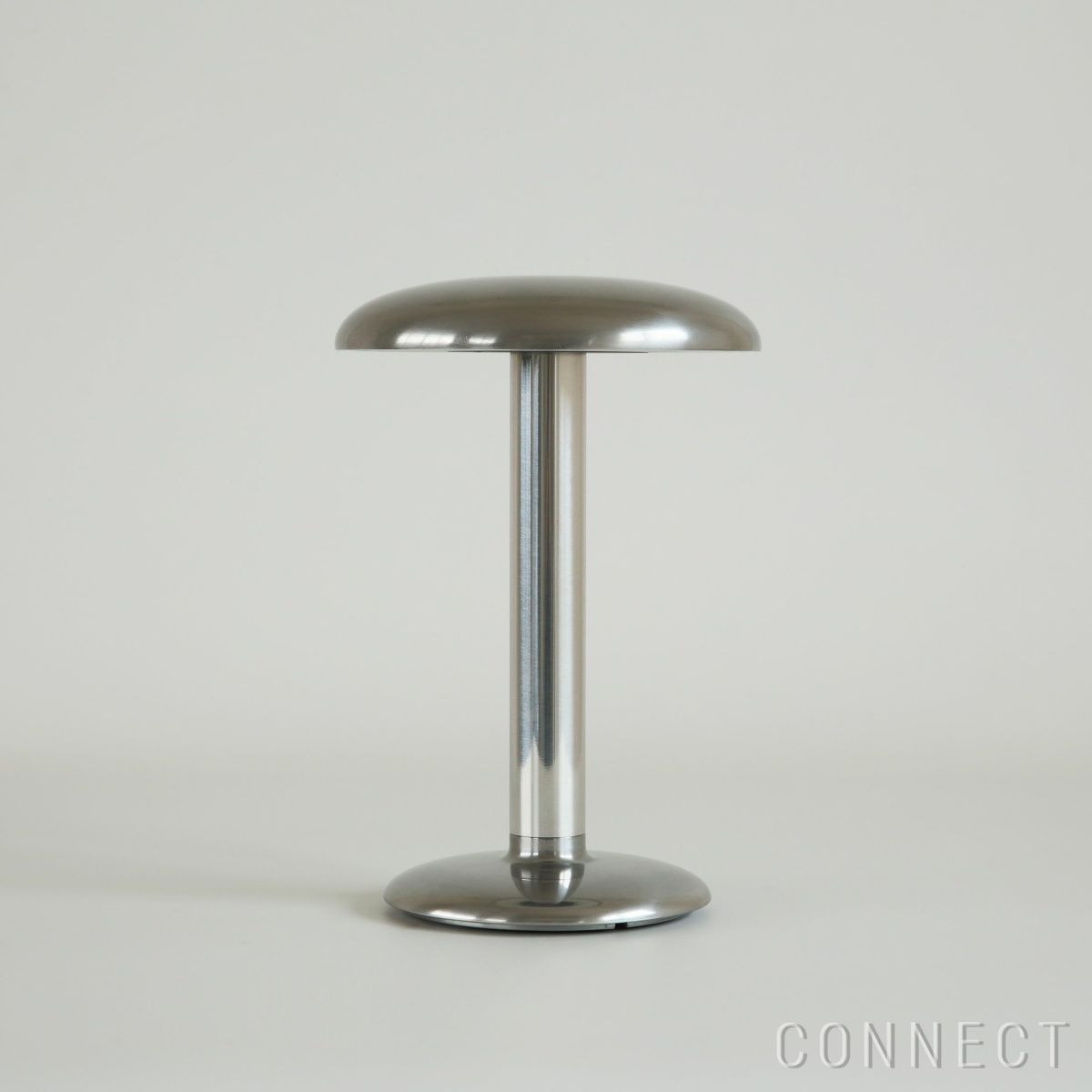 【アウトレット】FLOS（フロス） / GUSTAVE（グスタヴ） / ポリッシュド シルバー / テーブルランプ