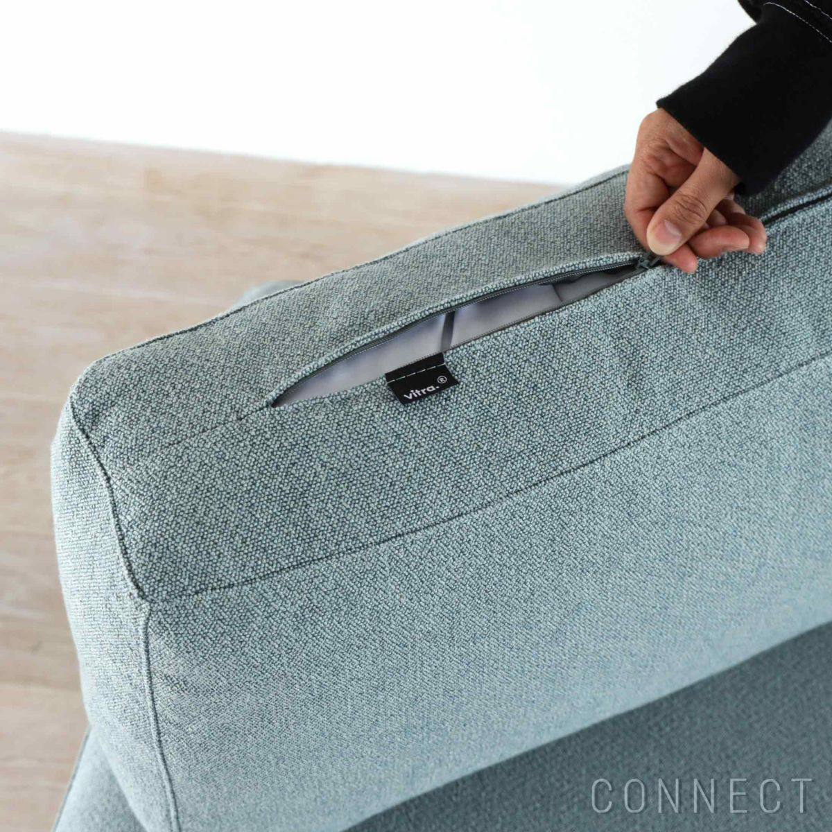 Vitra（ヴィトラ） / Anagram Sofa（アナグラムソファ）2シーター / Dumet（デュメ）28 sage steel blue / アルミベース・チョークパウダーコート仕上げ / ソファ