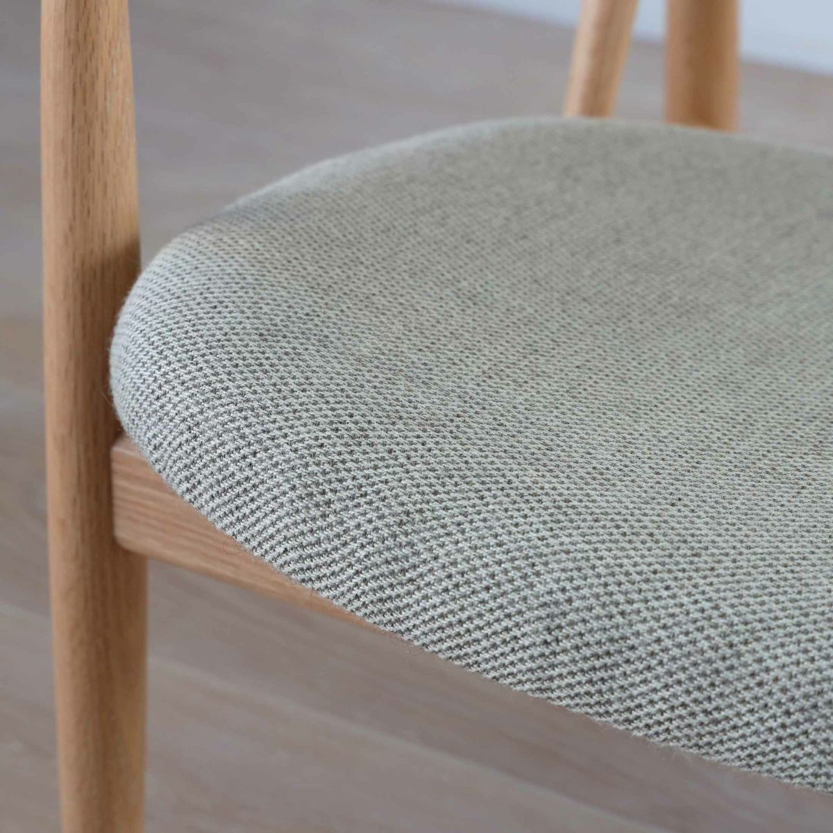 【アウトレット】ARIAKE（アリアケ） / Summit Lounge Chair（サミット ラウンジチェア） / Molly（モリ―） 114