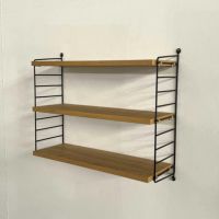 String Furniture（ストリング ファニチャー） / String System（ストリング システム） / シェルフ＋ウォールパネル / W60×D20×H50cm / オーク×ブラック / 石膏ボードアンカー付き / 壁面収納