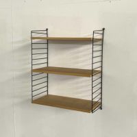 String Furniture（ストリング ファニチャー） / String System（ストリング システム） / シェルフ＋ウォールパネル / W60×D30×H75cm / オーク×ブラック / 石膏ボードアンカー付き / 壁面収納