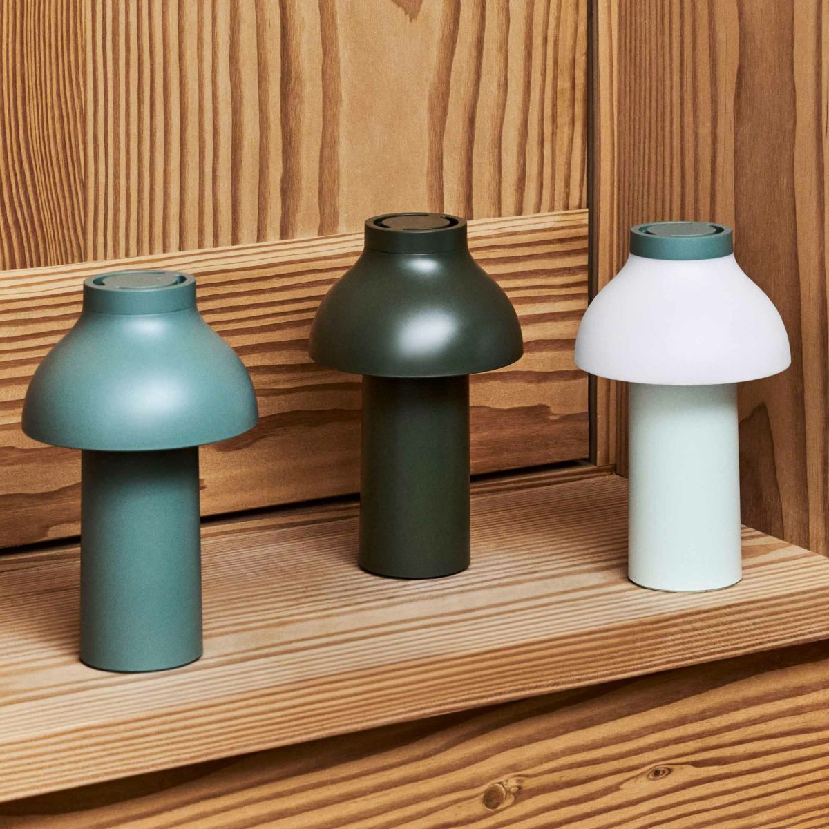 HAY（ヘイ） / PC PORTABLE（PCポータブル） / リサイクル仕様 / 全6色 / テーブルランプ