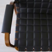 【アウトレット】Artek（アルテック） / ARMCHAIR 45（アームチェア45） / バーチ材・ウォルナットステイン / キルティングレザー / ダークブラウン / アームレスト・レザーカバー