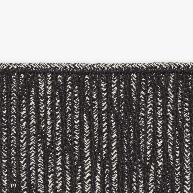 Kvadrat（クヴァドラ） / Braid 2（ブレード） / 20120（250cm×350cm） / ラグ