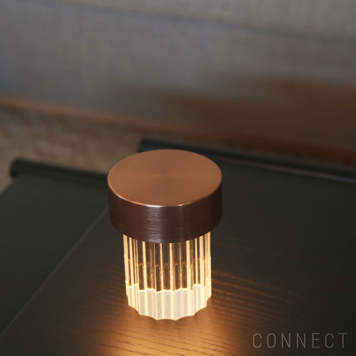 【アウトレット】FLOS（フロス） / LAST ORDER（ラストオーダー） / FLUTED / コッパー / テーブルランプ