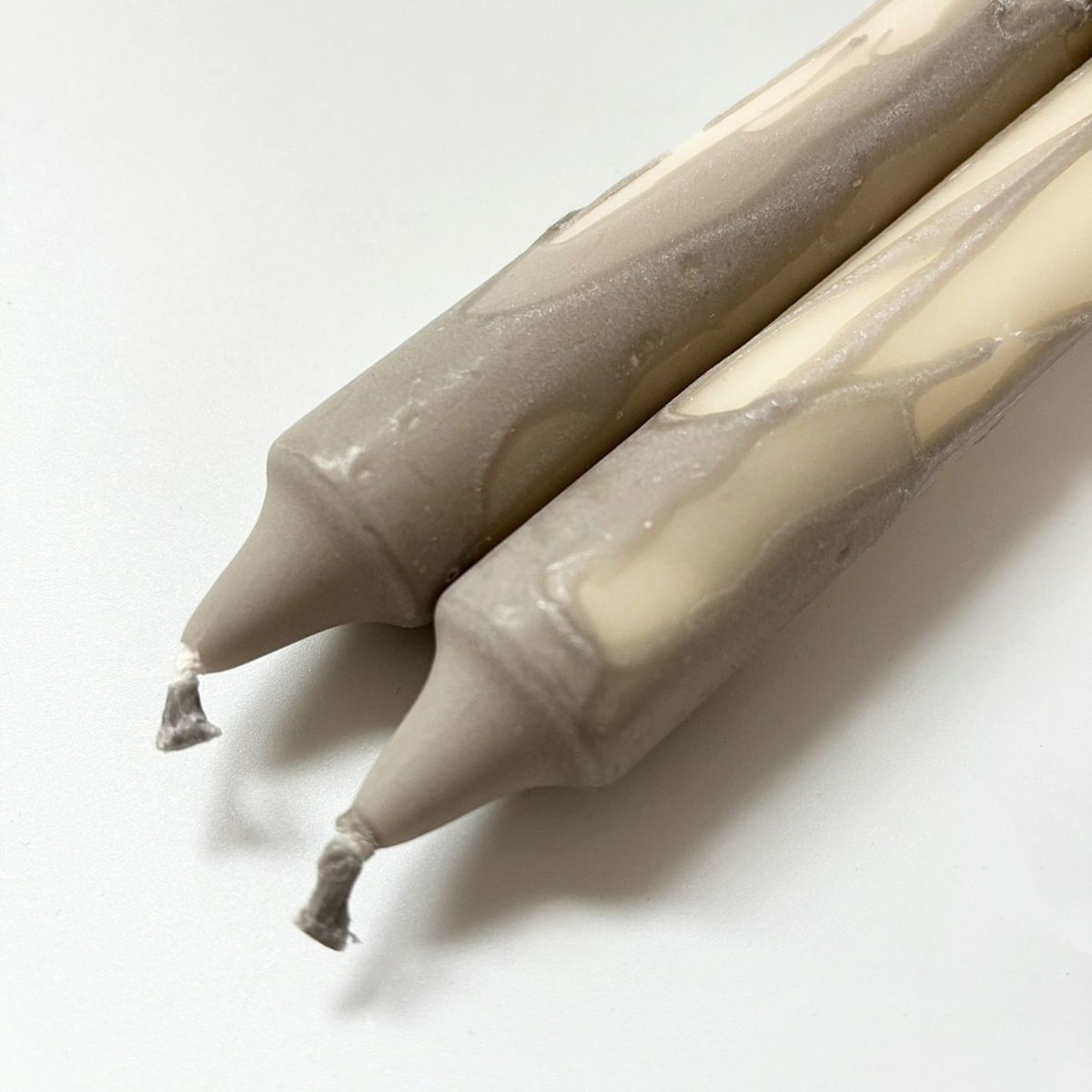 【アウトレット】Ferm Living（ファームリビング） / Dryp Candles（ドリップキャンドル） / 2個セット / ウォームグレー