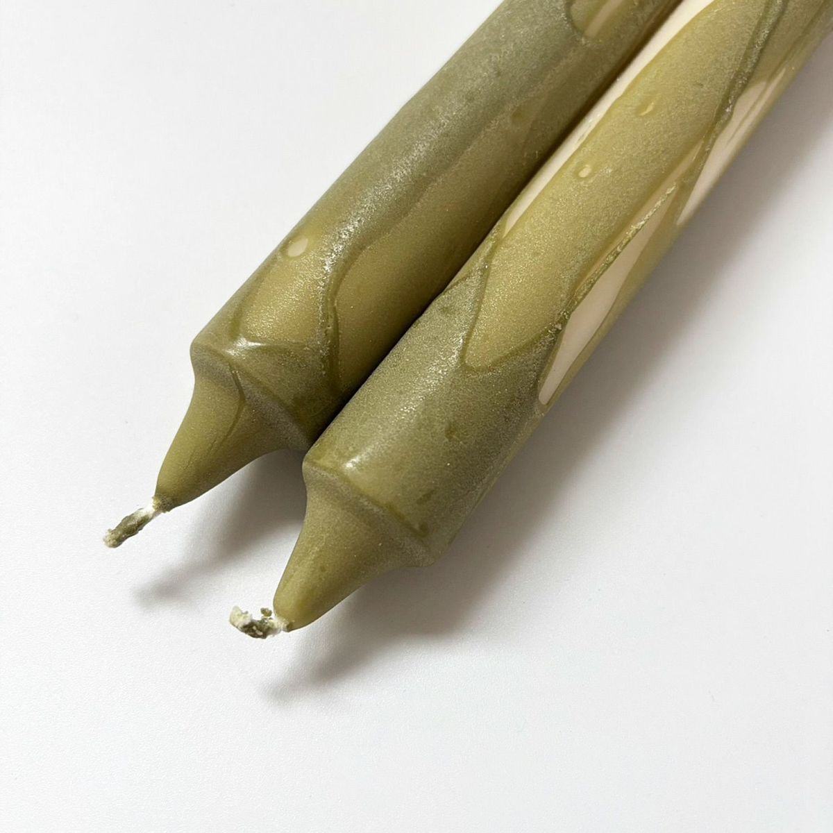 【アウトレット】Ferm Living（ファームリビング） / Dryp Candles （ドリップキャンドル） / 2個セット / オリーブグリーン