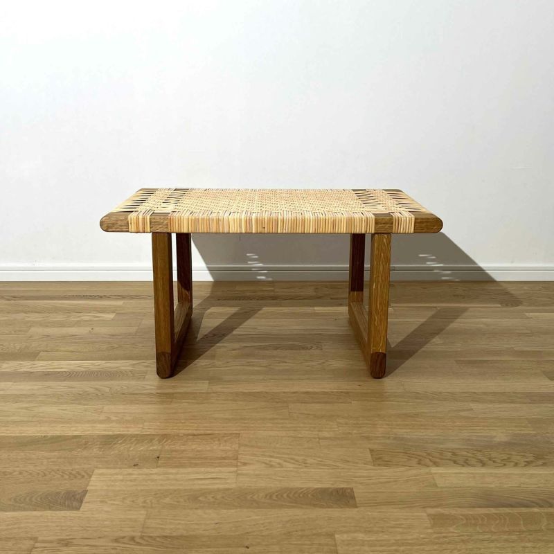 CARL HANSEN & SON（カール・ハンセン＆サン） / BM0488S コーヒーテーブル / オーク材・オイル仕上げ・籐張り（ラタン） / サイドテーブル