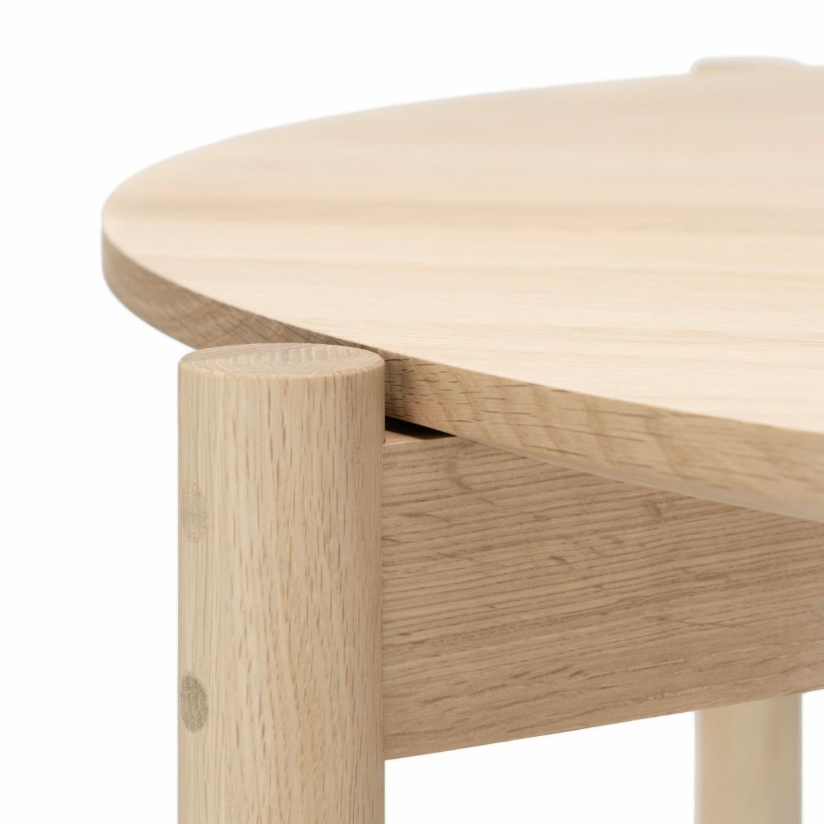 Karimoku New Standard（カリモク ニュースタンダード） / CASTOR TABLE ROUND 110（キャストールテーブル ラウンド110） / 全2色 / ダイニングテーブル